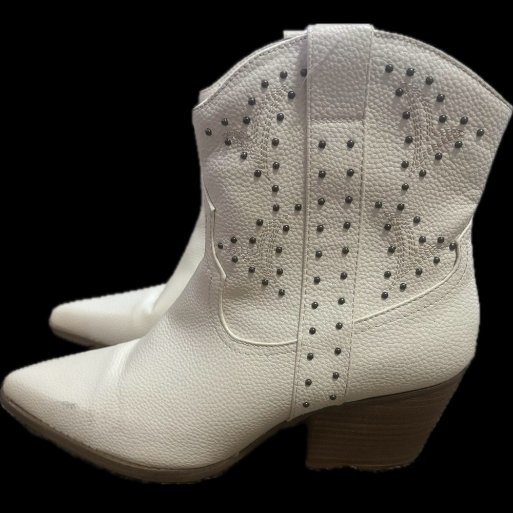 Universal Thread White Studded Ankle Booties - image 1